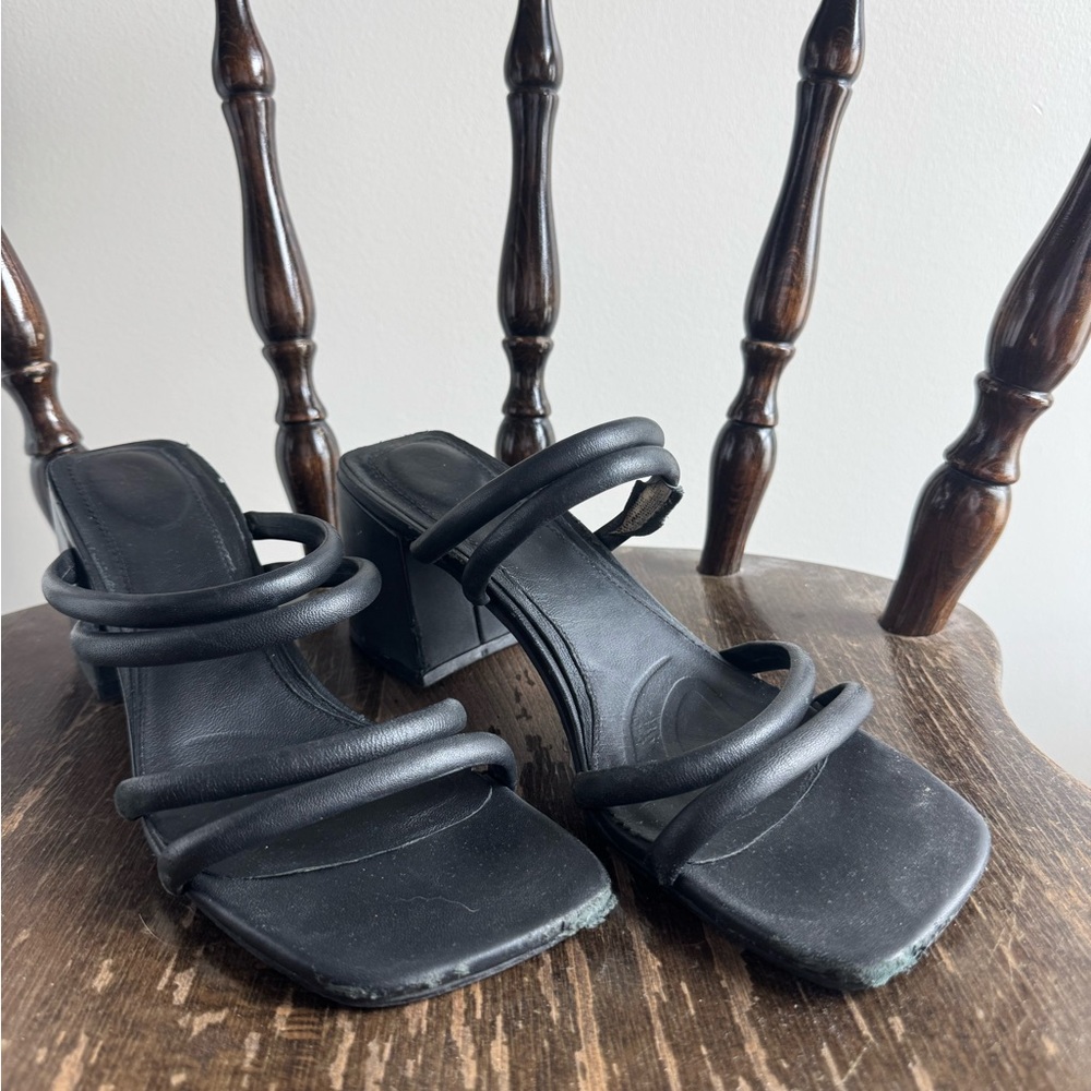 Clarks Black Heels with Classic Design and Glossy Finish